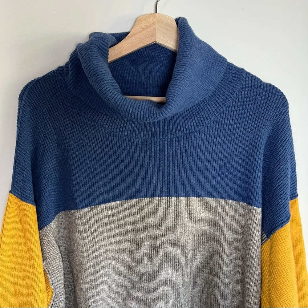 Free People‎ Softly Structured Colorblock Oversized Turtleneck Sweater, Size M